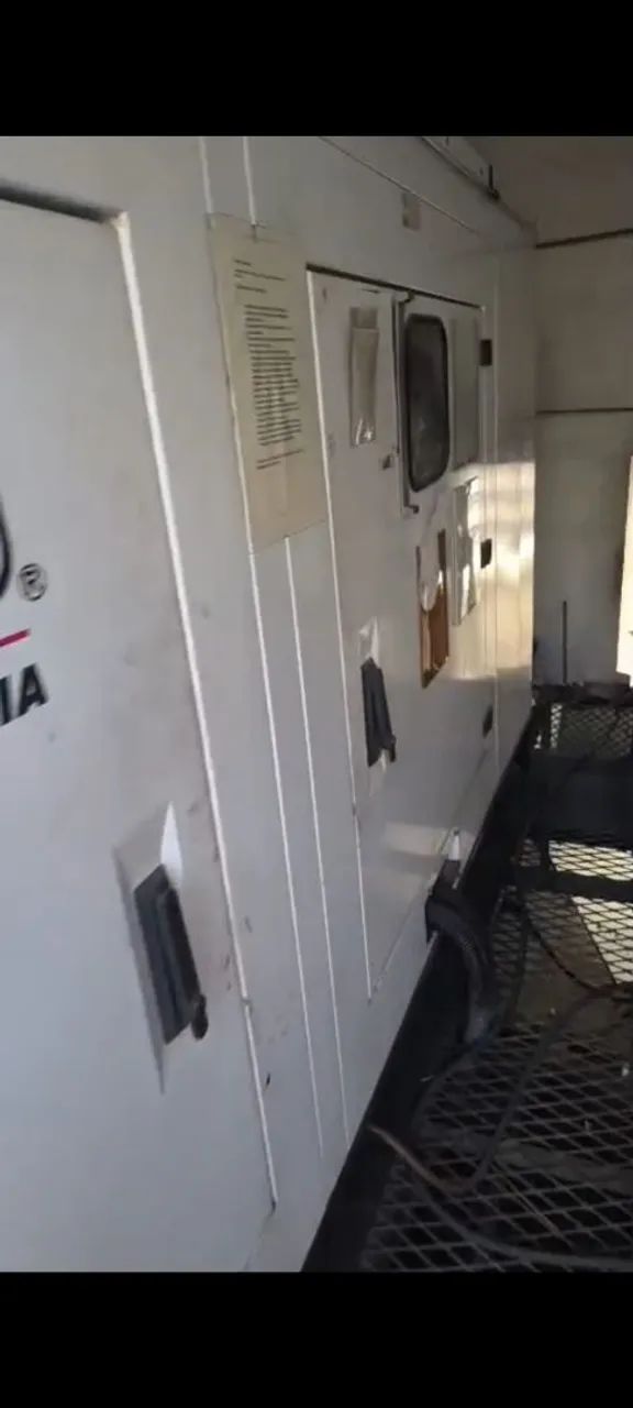 GERADOR 450 KVA e 305 KVA - OPORTUNIDADE!!!