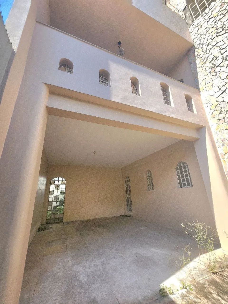 VENDO CASA COM TERRAÇO PROXIMO AO HANGAR - Foto 2