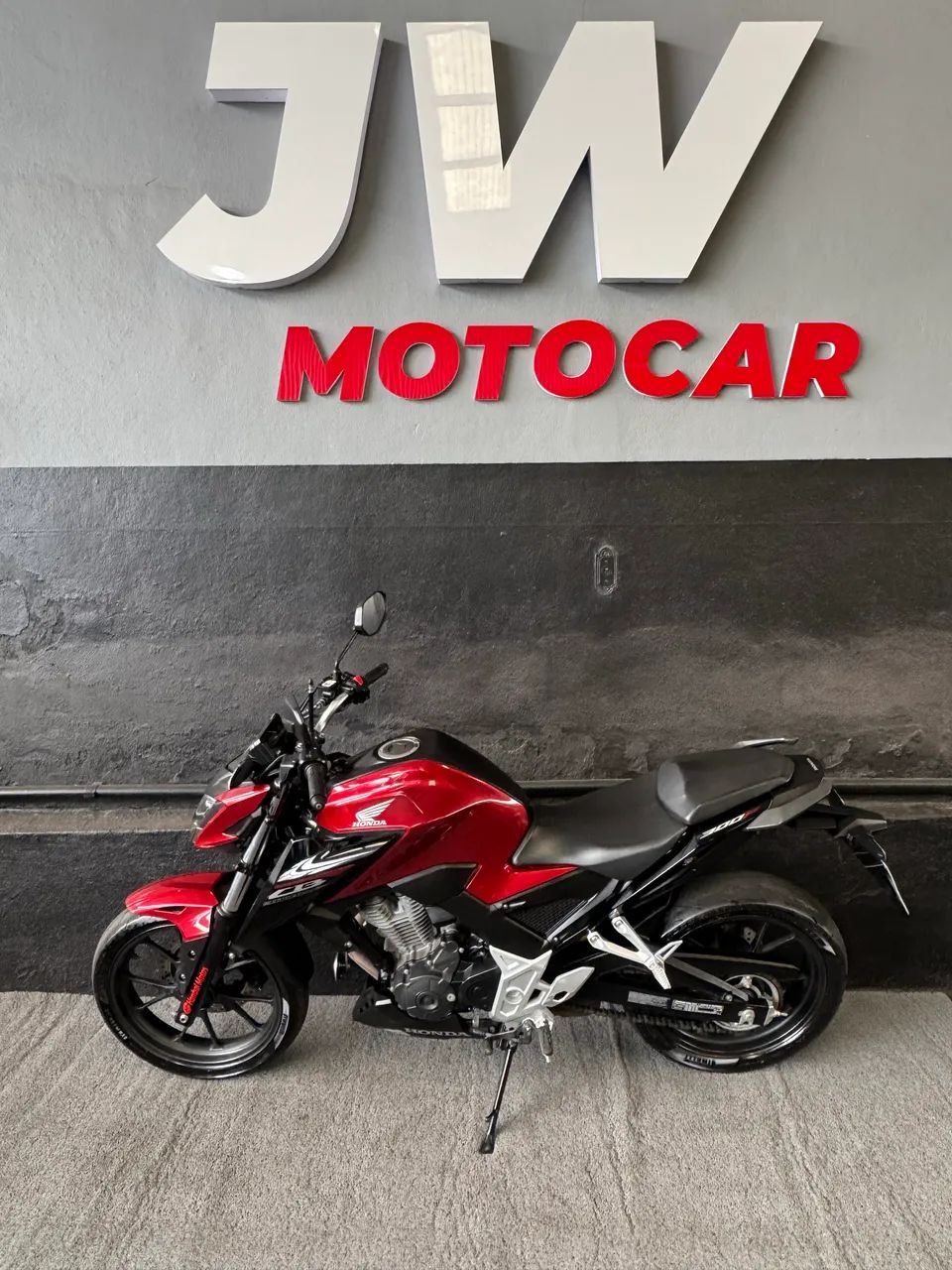 Cb twister 300