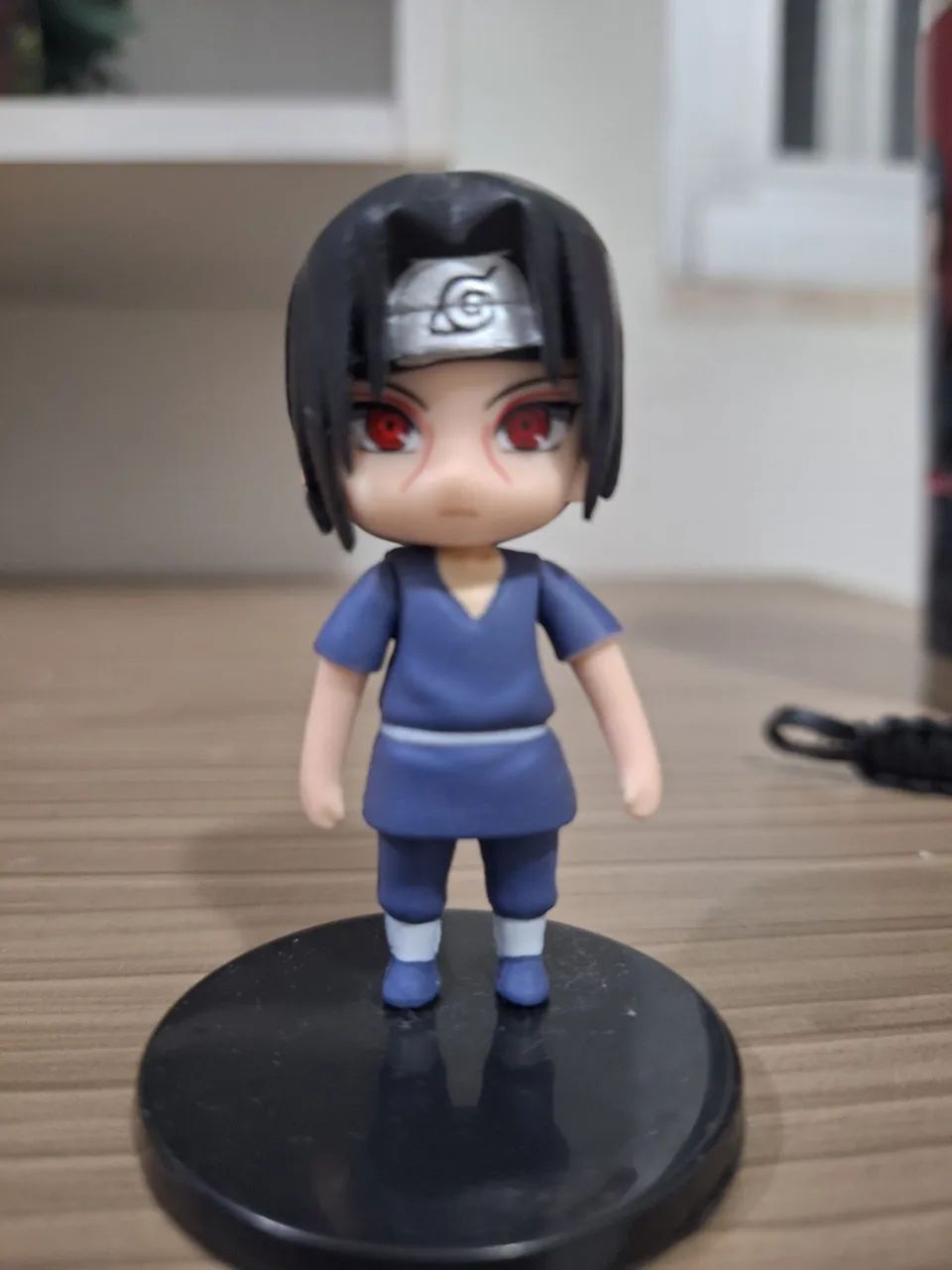 Kit Naruto - Itachi Uchiha (Action Figure + Pulseira + Copo Térmico) - Foto 5