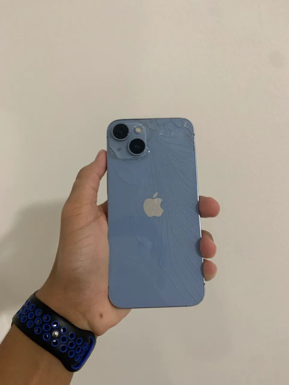 iPhone 14 azul 