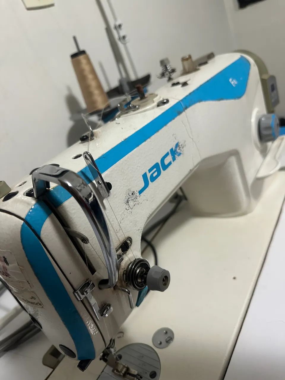 Máquina de costura industrial reta jackf4 - Foto 2
