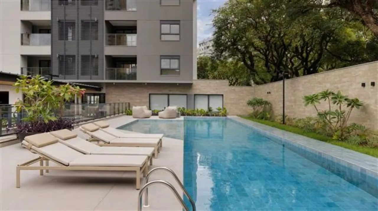 Apartamento de 3 quartos com suíte e 2 vagas na Zona 07 de Maringá-PR: espaço amplo e conf - Foto 2