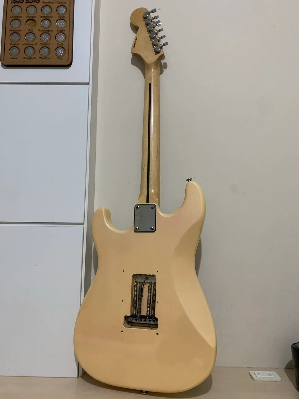 Guitarra Fender Stratocaster Chinesa - Foto 2