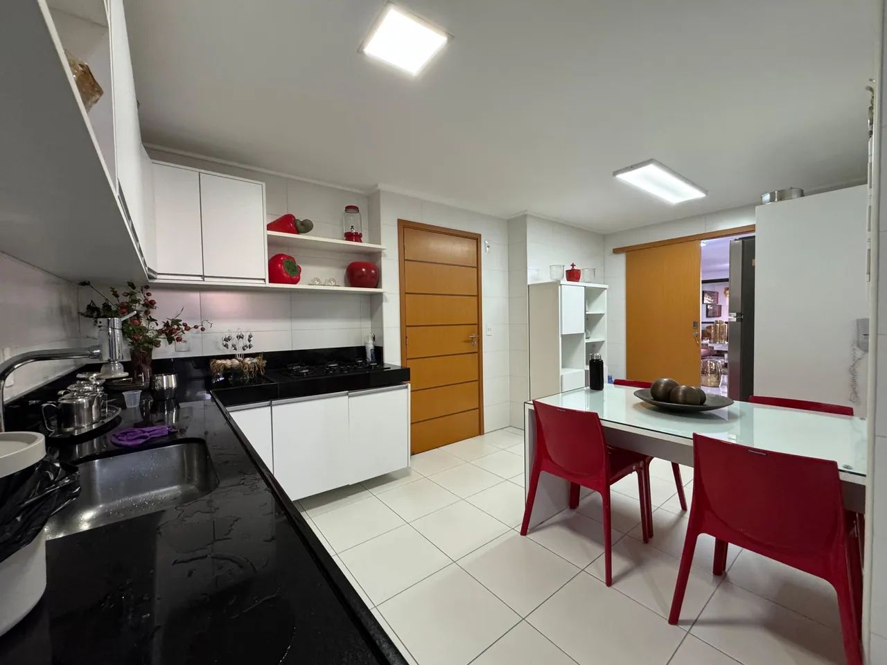 Alugo apartamento todo mobiliado porteira fechada! - Foto 4