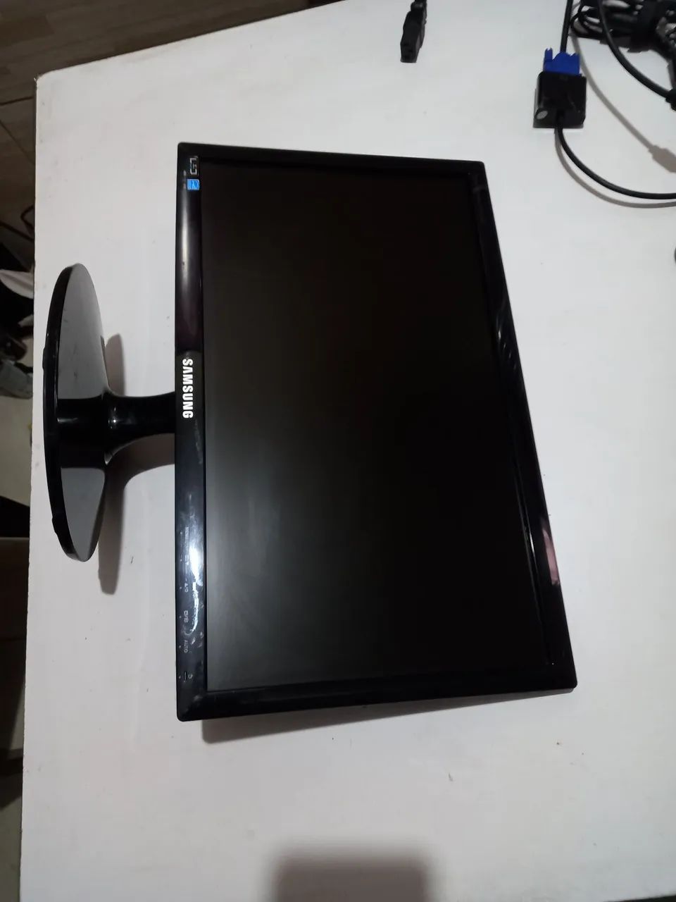 Monitor Samsung 19 polegadas led entradas vga e dvi usado!!! - Foto 4