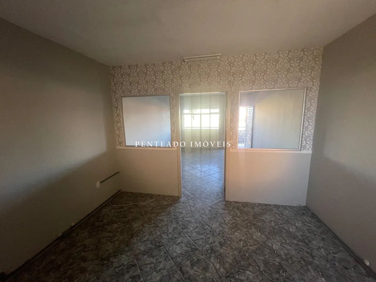 Ponto comercial/Loja/Box para aluguel possui 50 metros quadrados em Niterói - Canoas - RS - Foto 3