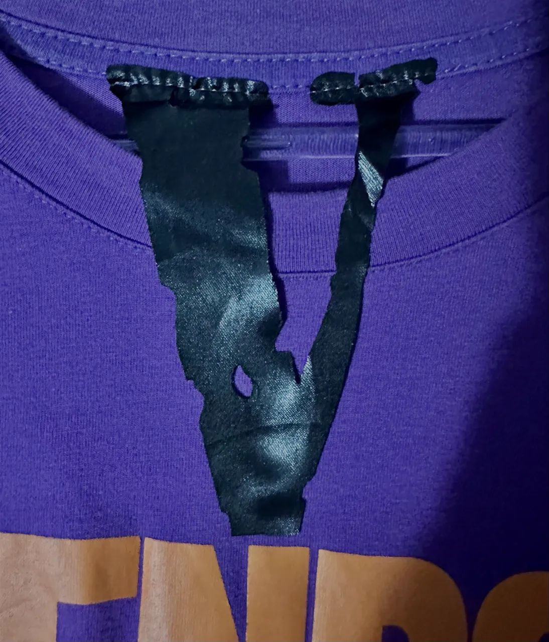 Camiseta Vlone pouco usada - Foto 3