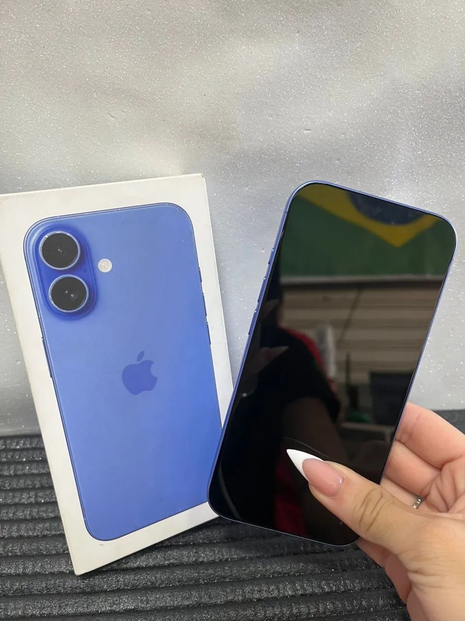 IPHONE 16 128GB AZUL BATERIA 87% COM CAIXAR$3799,00 - Foto 4