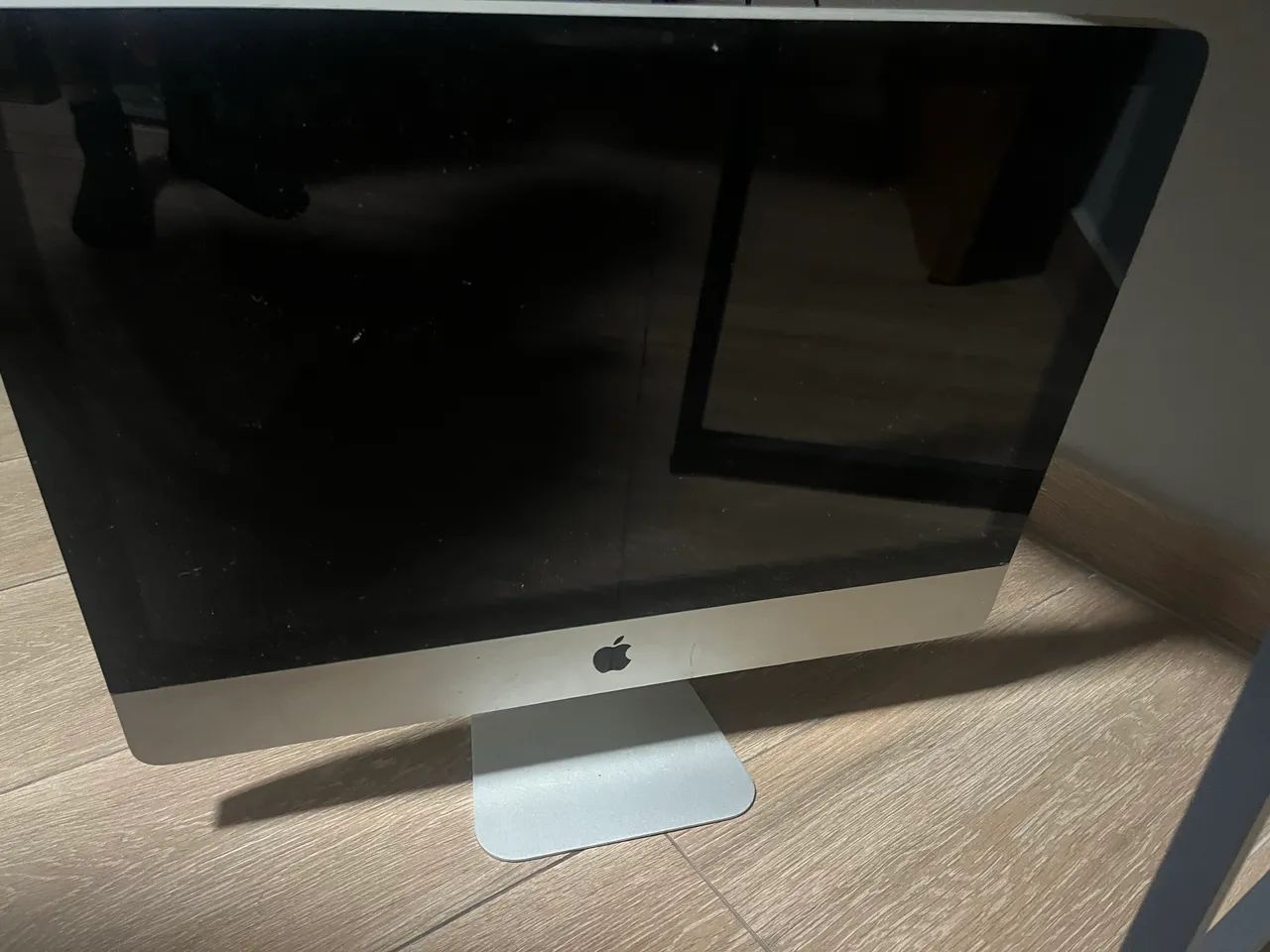 iMac 21,5? 2010 - Defeito na tela