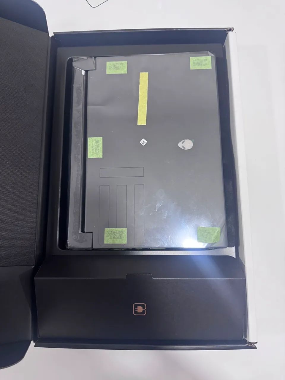 Notebook Alienware M15 R7 -32gb/ram - Rtx 3070ti - Ssd1tb - Foto 5