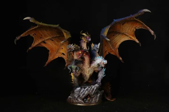 Miniatura de RPG Pintada - Tiamat (proxy)