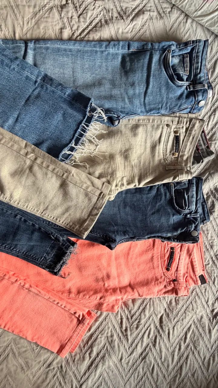 Calça jeans Zera e Calvin Klein (kit com 4 calças)