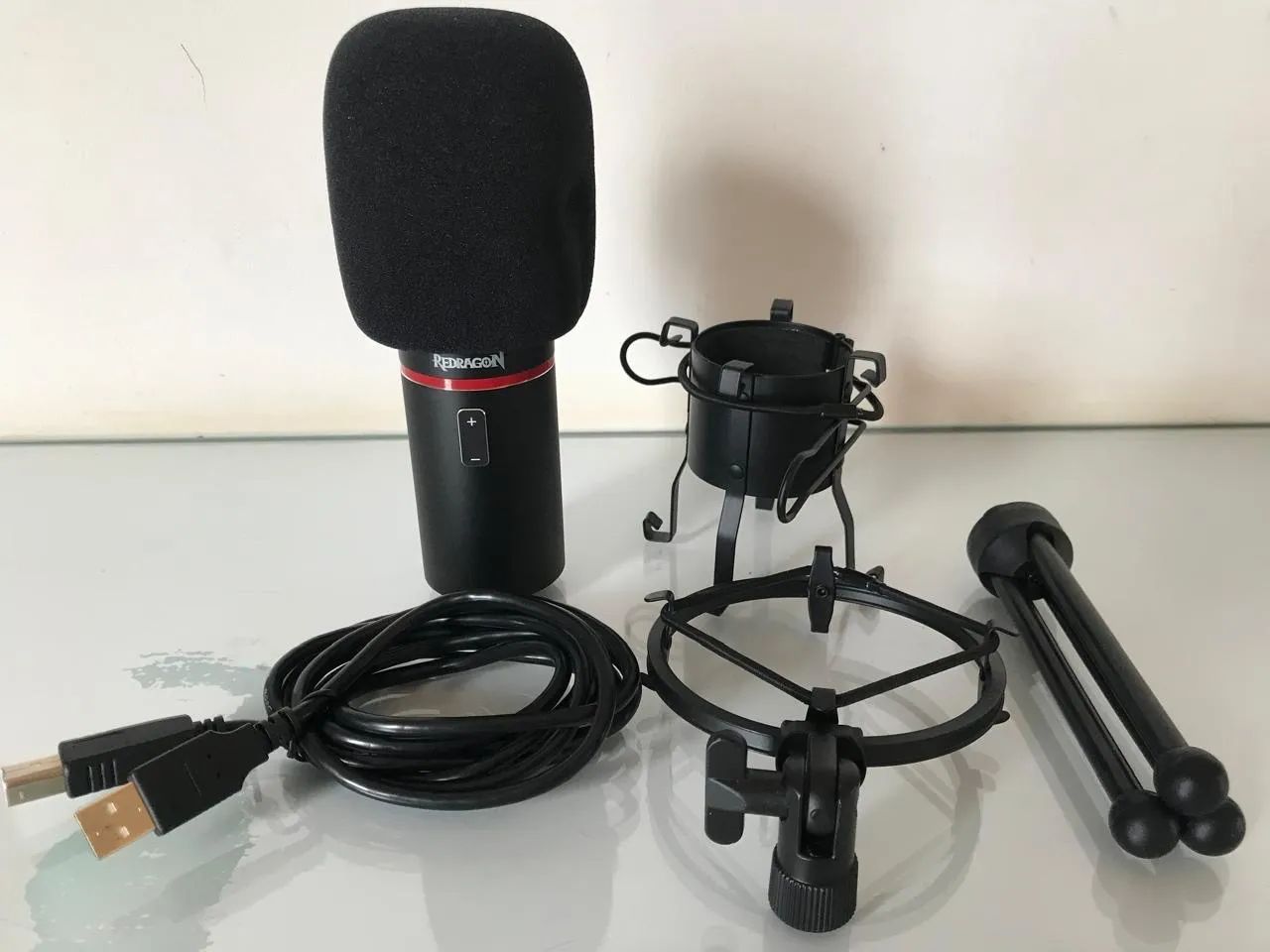 Microfone Gamer Redragon Blazar GM300 ?