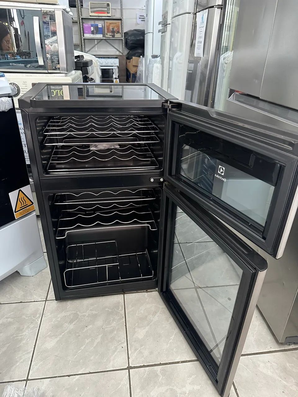Adega climatizada duplex Electrolux  29 garrafas 127v NOVA - Foto 4