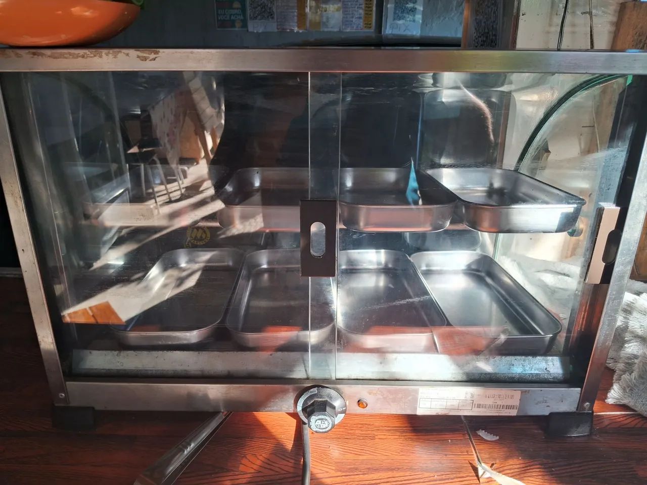 Vendo vitrine para salgados 8 bandeijas semi nova - Foto 2