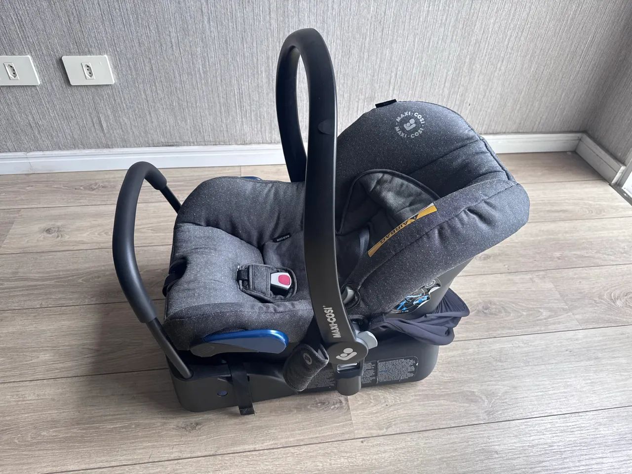 Carrinho de bebe maxi cosi anna ( carrinho + bebe conforto + base )  - Foto 4