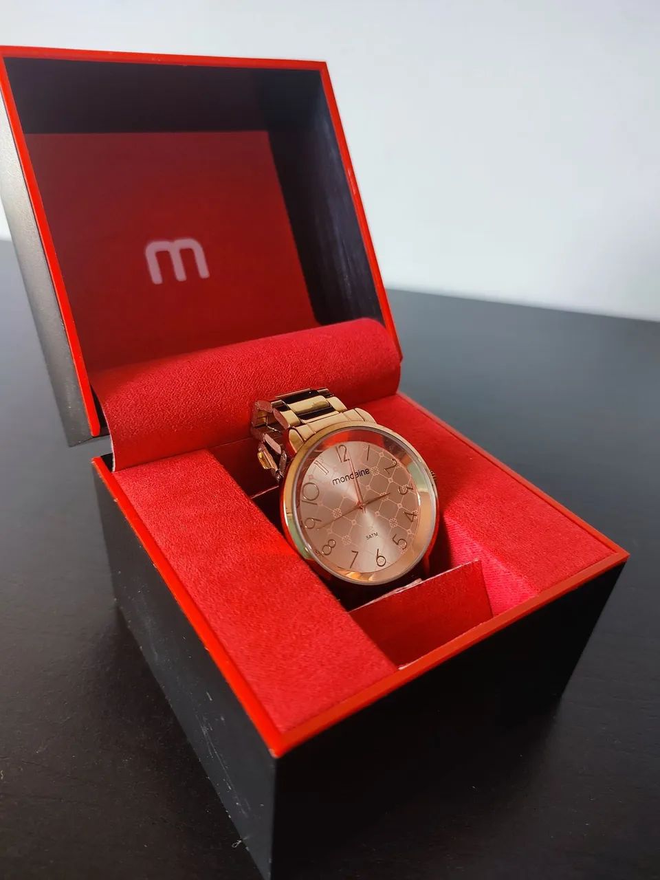 Relógio feminino Mondaine dourado  - Foto 2