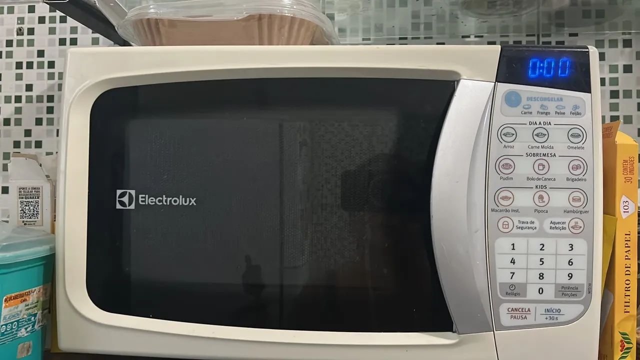 Micro-ondas Eletrolux Funcionando perfeitamente 