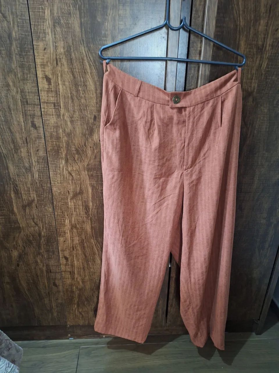Calça toda frida escura