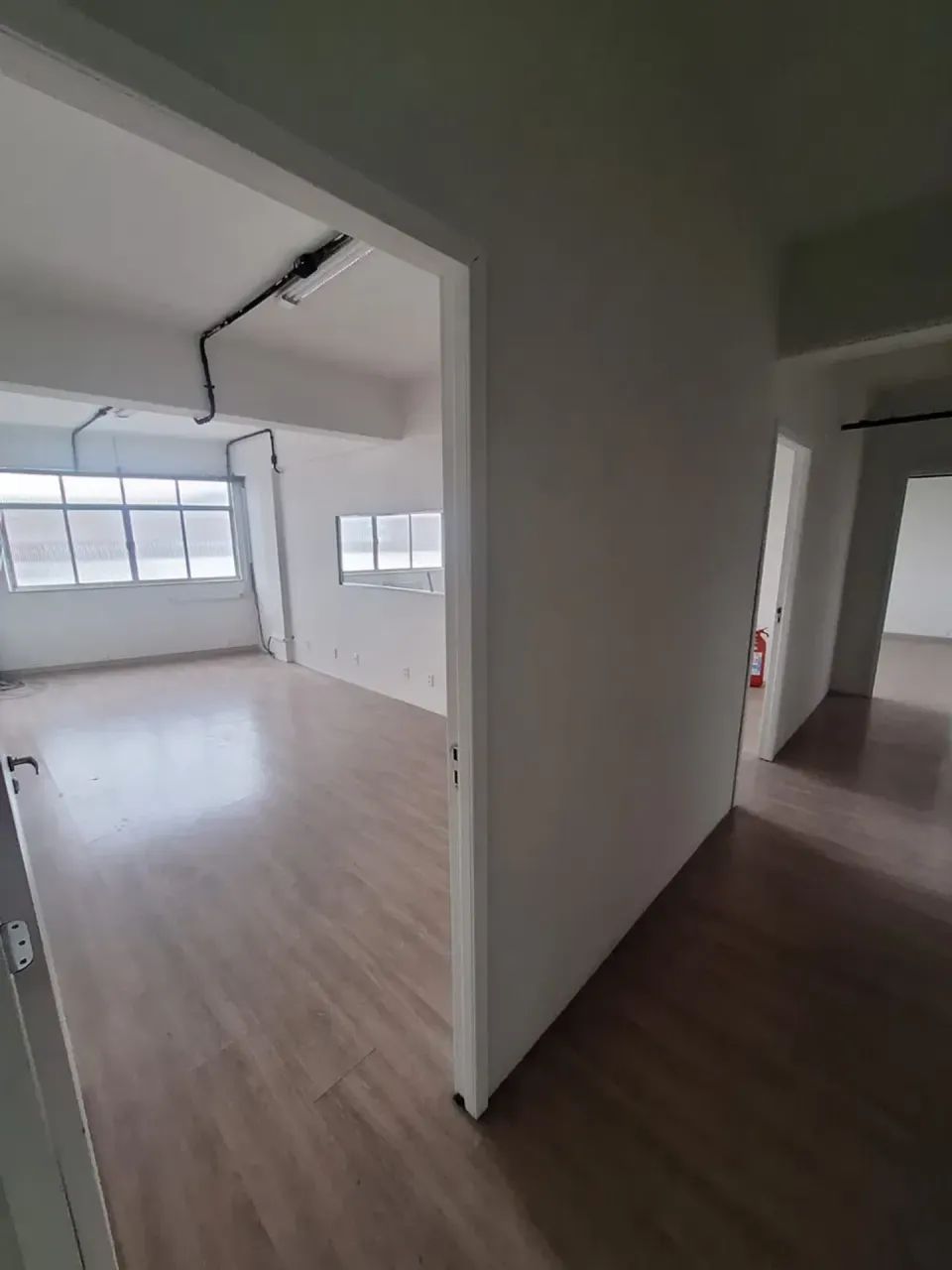 ALUGO SALA COMERCIAL - Foto 2