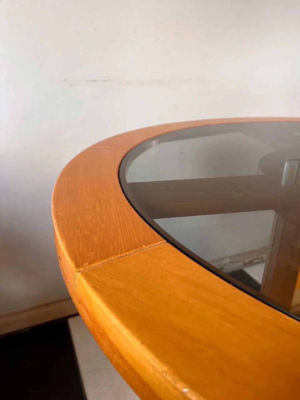 Mesa de jantar redonda com tampo de vidro - Foto 5