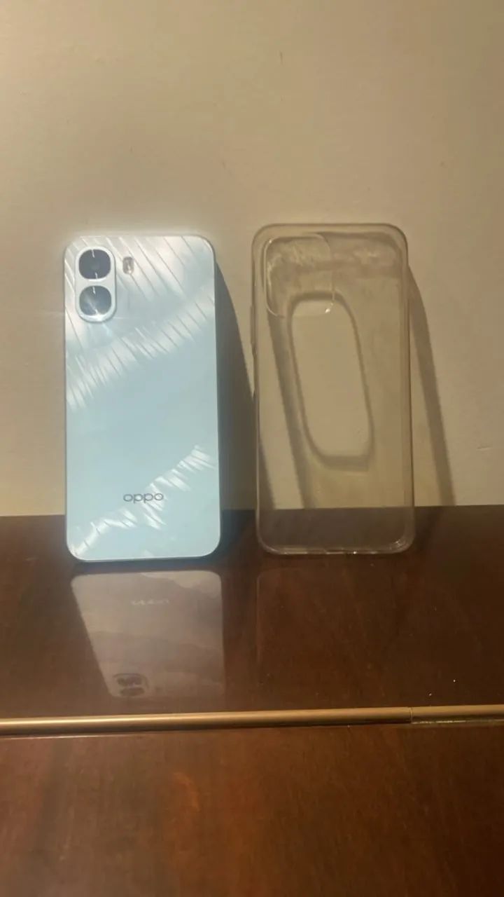 Celular oppo A6x pouco usado