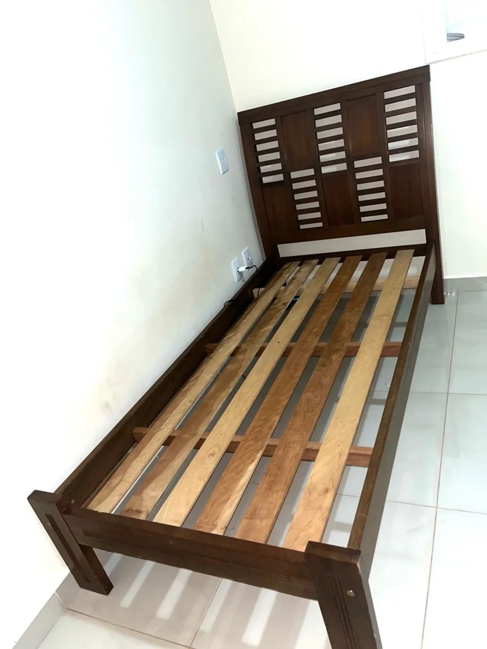 Cama de solteiro com colchão  - Foto 4