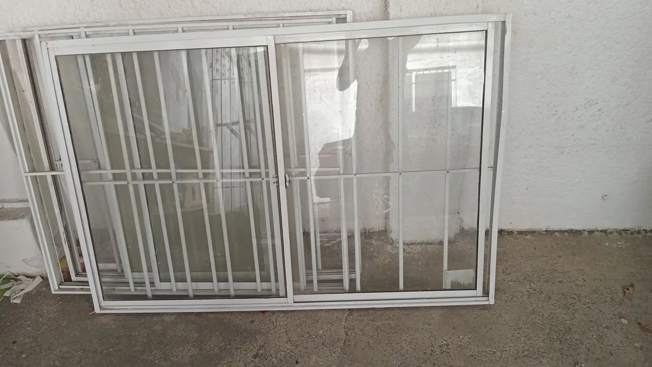 Janela65126936407427120