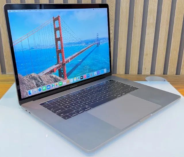 MacBook PRO A1707 15.4 Pol Touch Bar I7 2.9 Mem 16gb SSD 512 GPU
