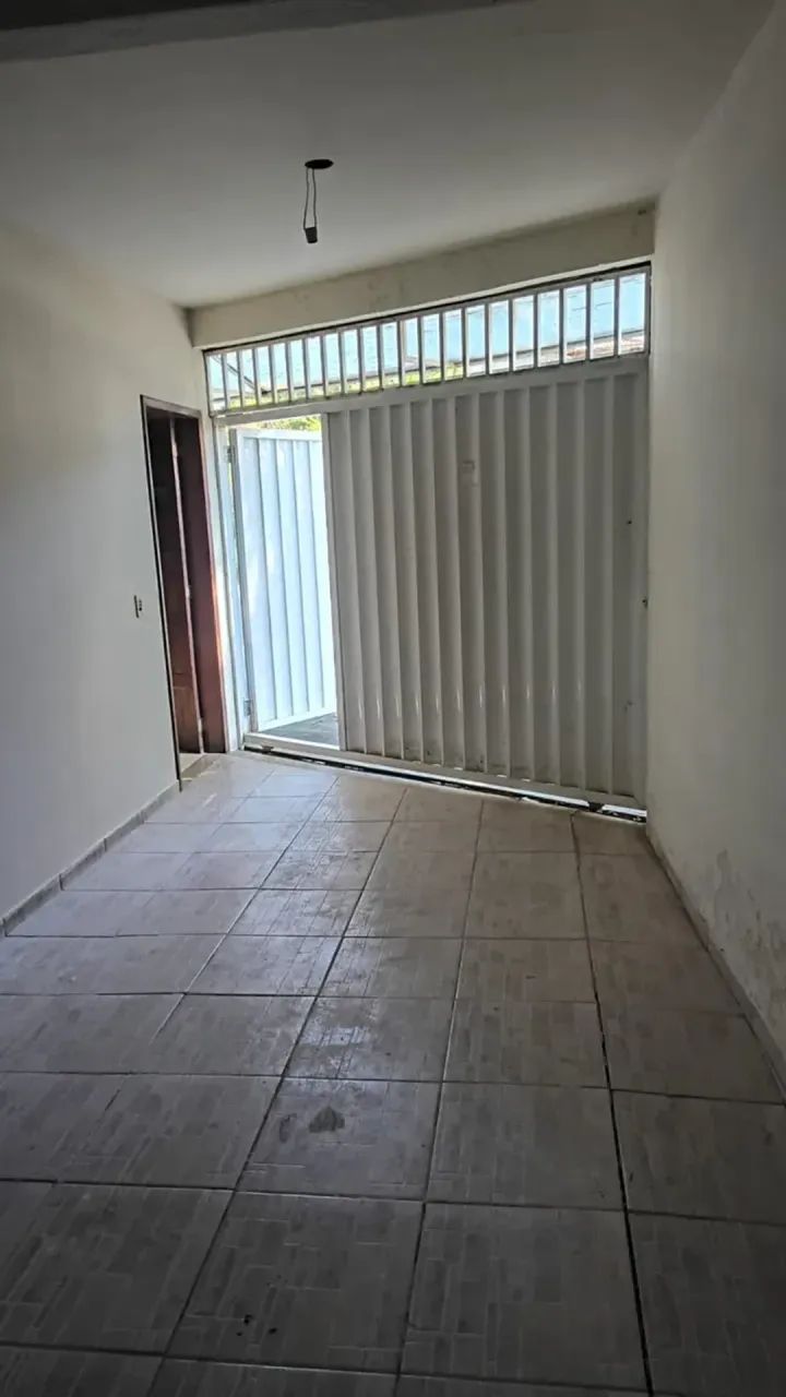 Casa triplex no bairro Recanto semimobiliada  2 quartos com terraço - Foto 2