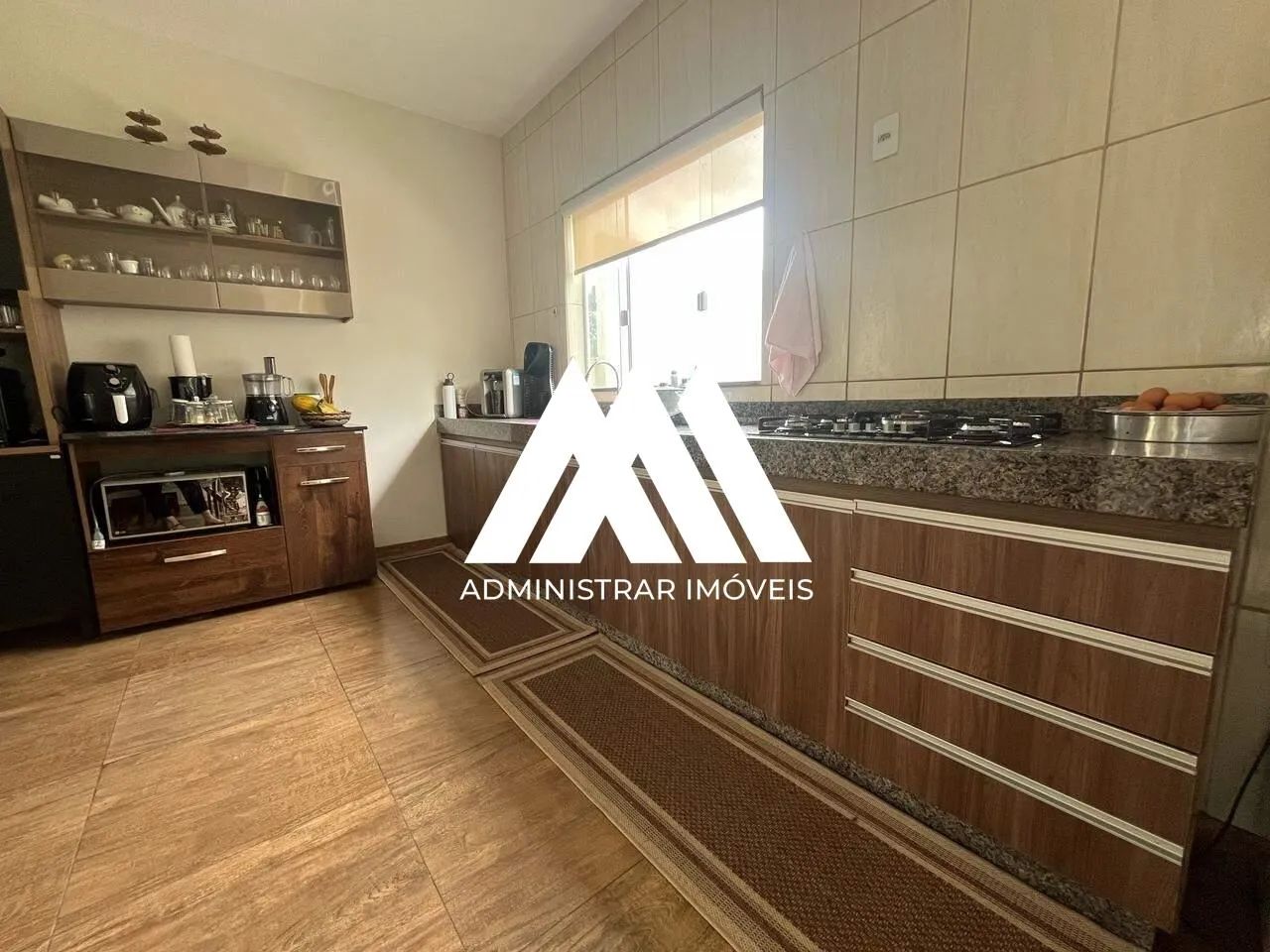 Casa a venda com 02 pavimentos e amplo quintal - Foto 3