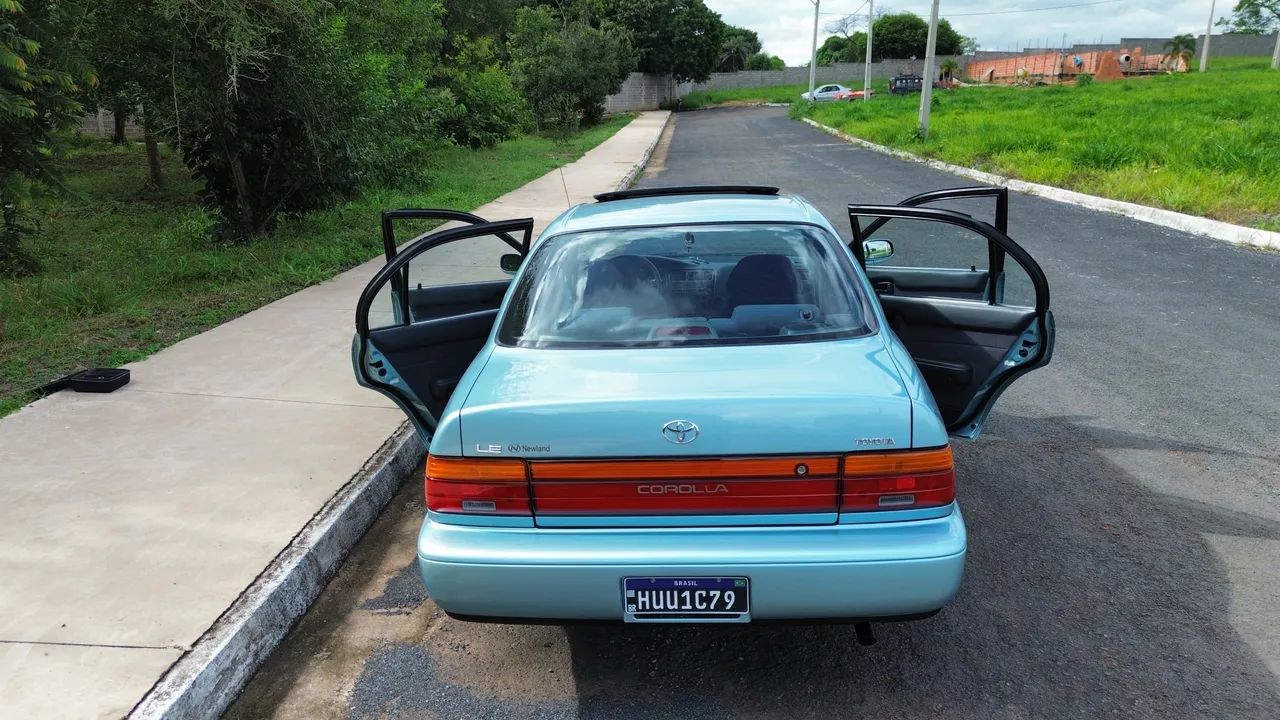 Toyota Corolla LE 1.8 1995 - Foto 4