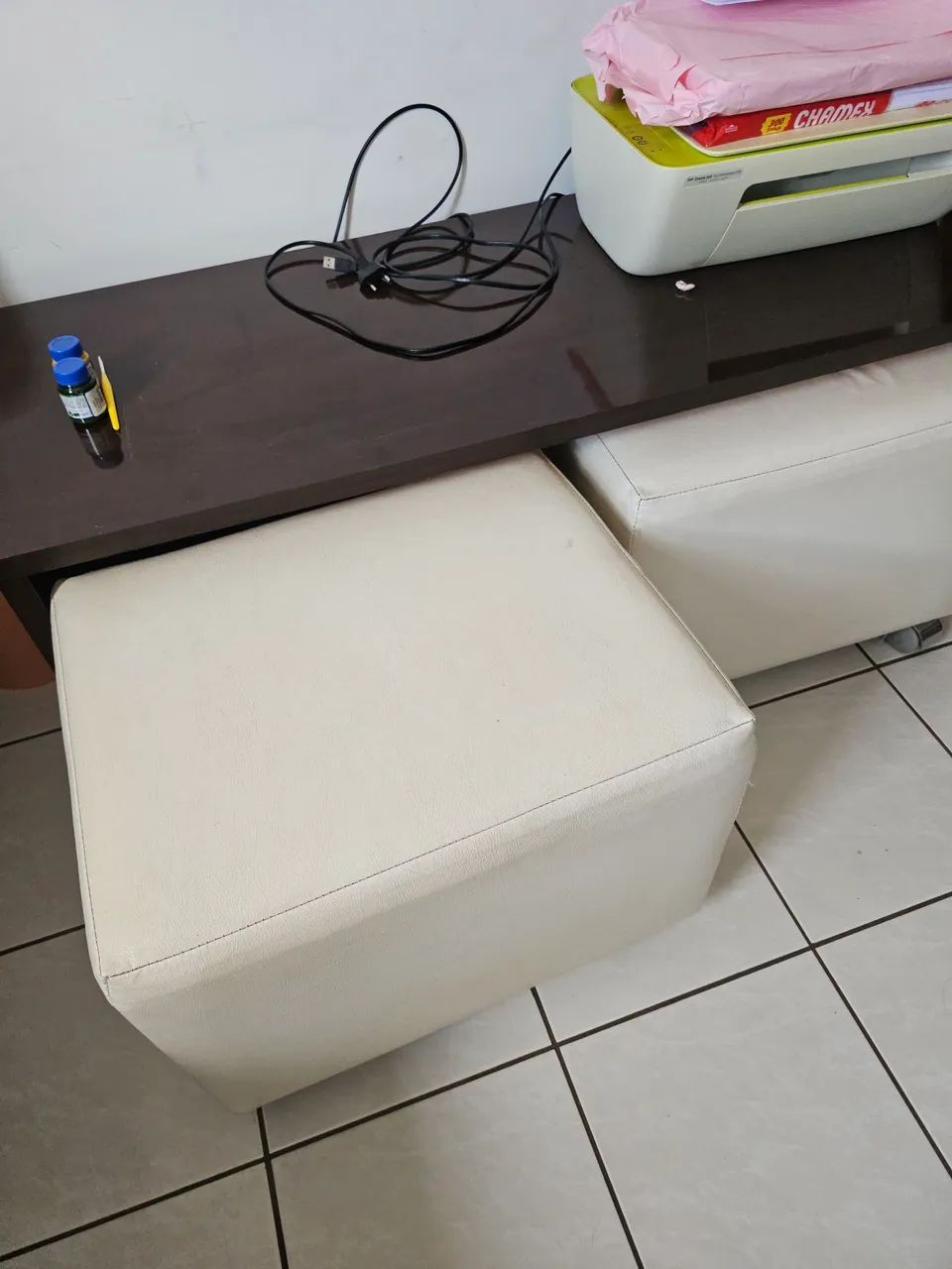 Rack/mesa tv com puff - Foto 2