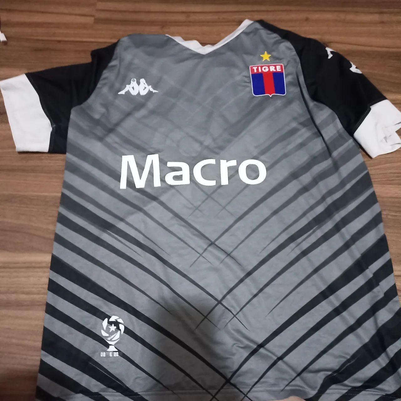 camisa do tigre 