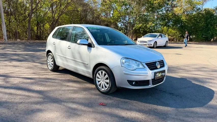 Volkswagen Polo Polo 1.6 Mi/S.Ouro 1.6 Mi Tot.Flex 8V 5p 2011
