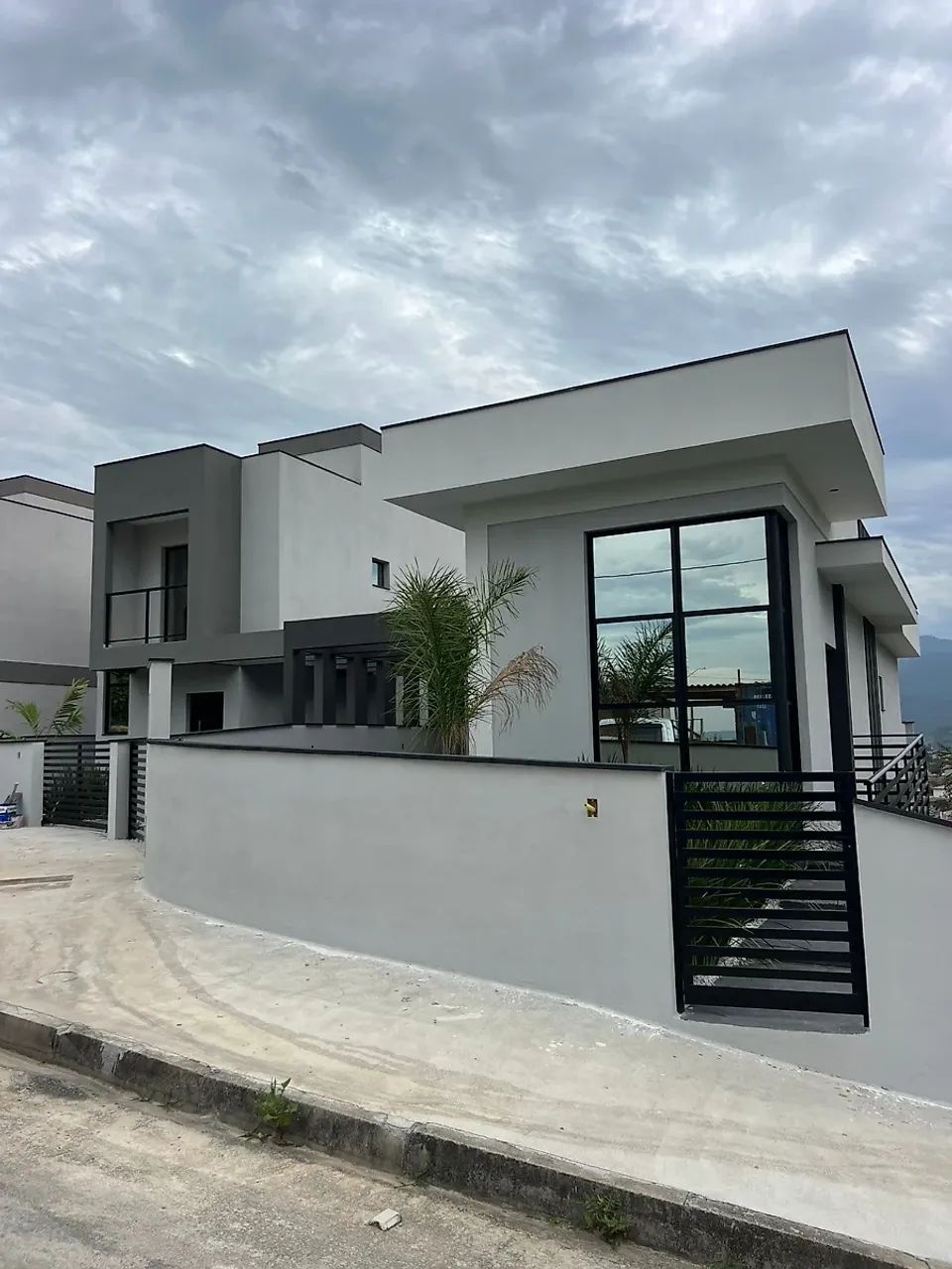 Casa 3 Quartos com 1 Suíte e 93m² - Alto Aririú - Cópia #2713