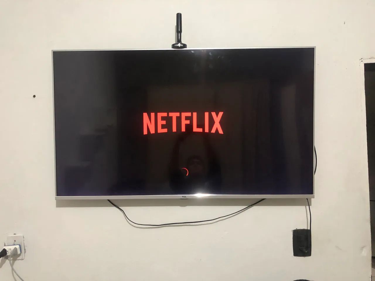 SMART TV. TCL. 50 polegada - Foto 2