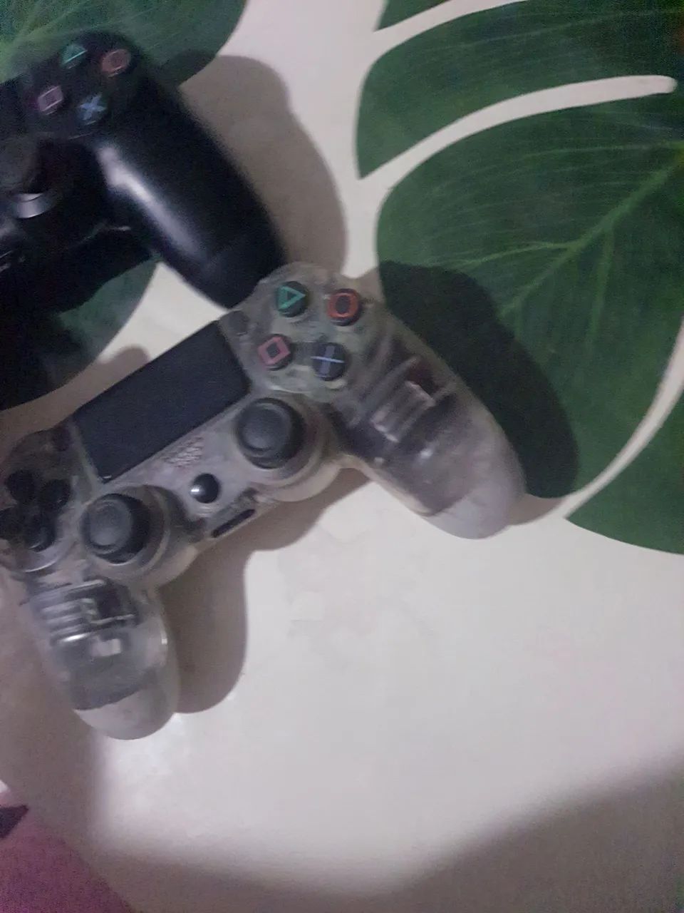 Lote com 2 controles ps4 defeito - Foto 5