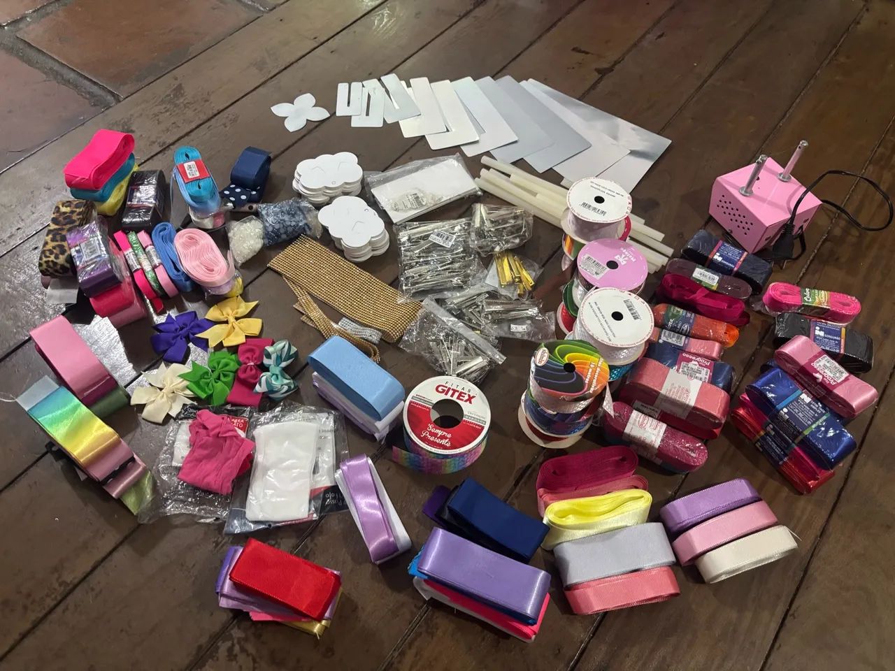 Fitas e assessorias para laços 