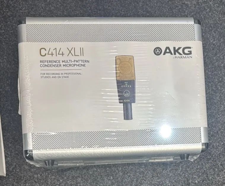 Microfone C414 XLII