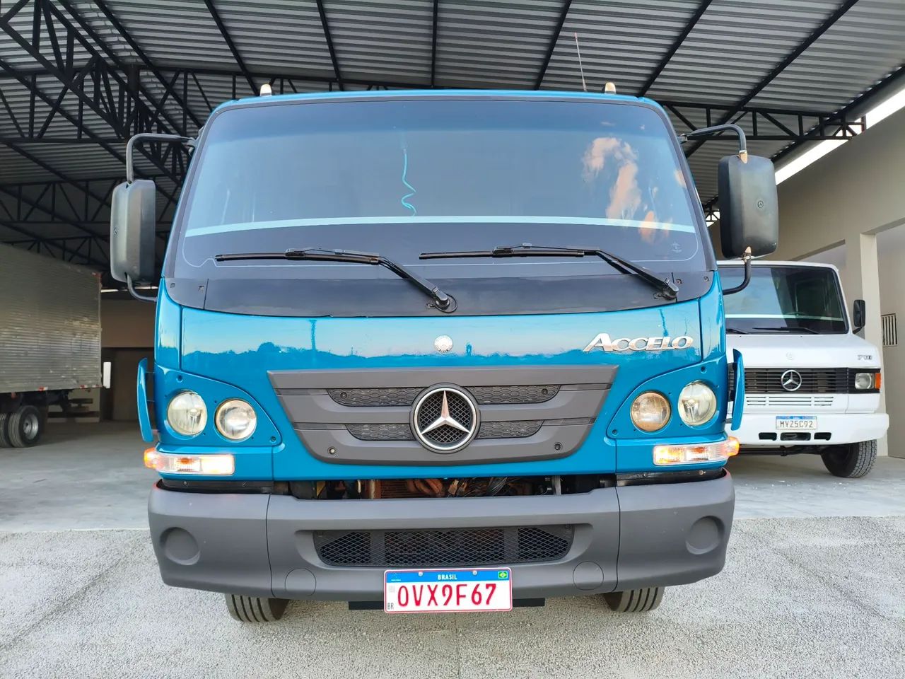 Accelo 815  - Foto 4