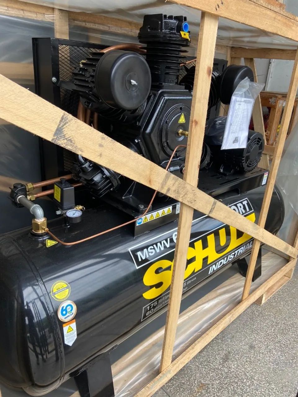 Compressor Industrial 60 PCM 15CV 427L Trifásico 220/380V Schulz - Foto 2