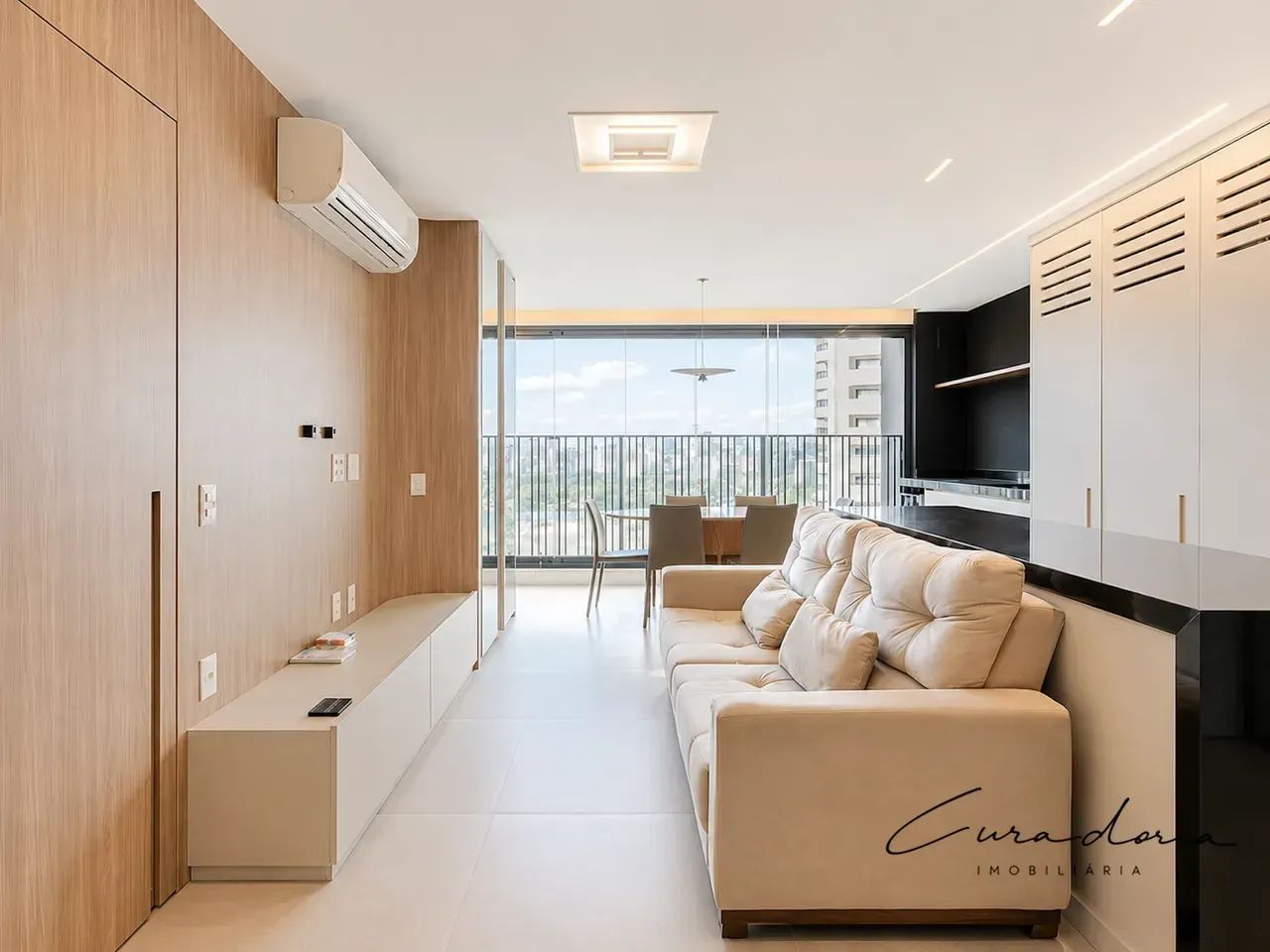 Apartamento mobiliado com 2 dormitórios, suíte e 1 vaga em Pinheiros