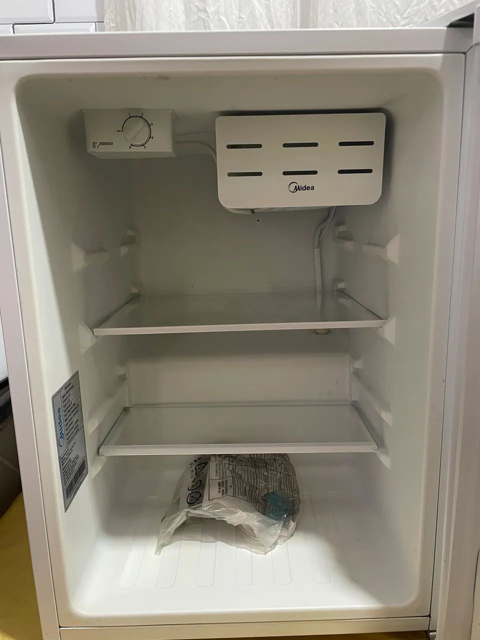 Frigobar Midea 67 litros  - Foto 4