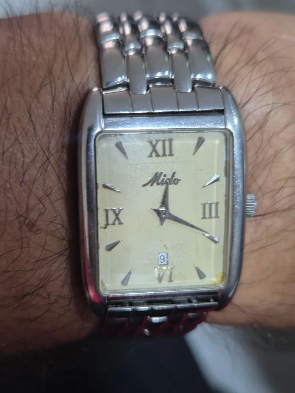 Relógio MIDO TANK À QUARTZ   -   IMPECÁVEL
