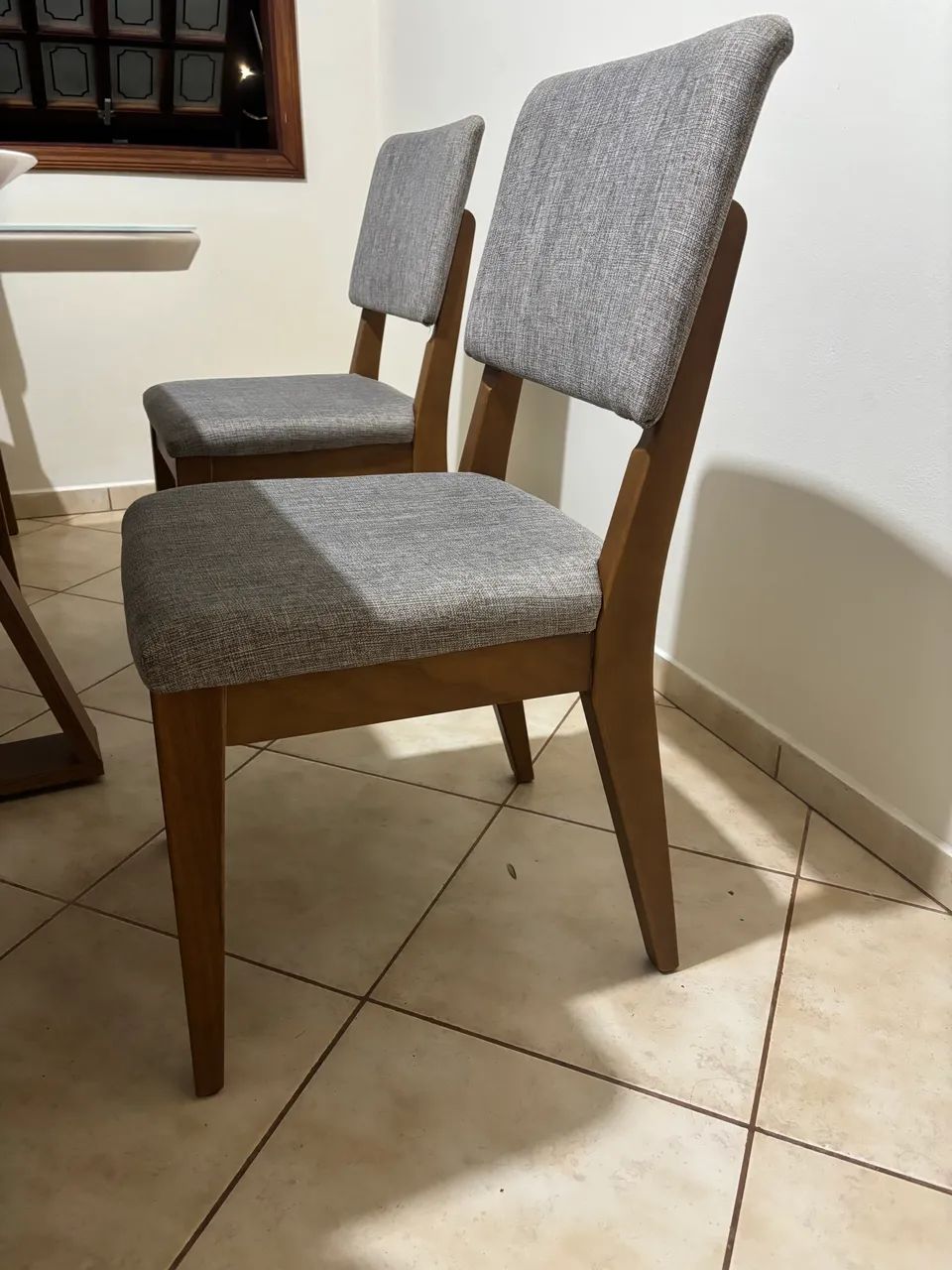 Mesa de jantar 6 lugares + 6 cadeiras - Foto 4