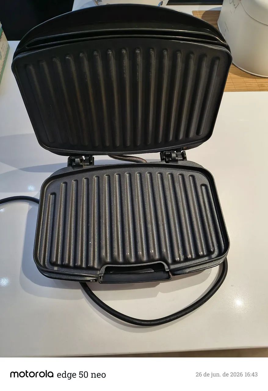 Grill Britânia plus 127 volts - Foto 5