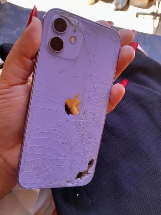 iPhone 12 - Foto 2