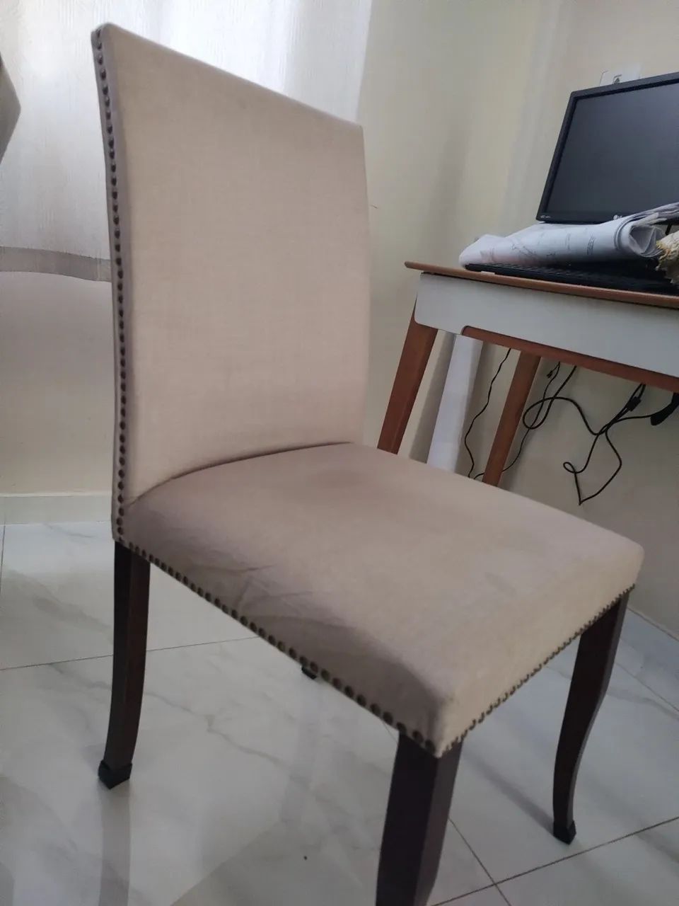 Mesa de vodro com 6 cadeiras - Foto 4